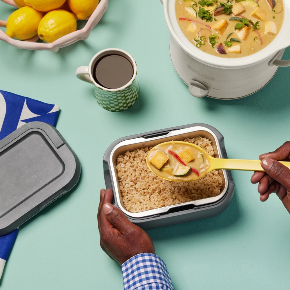 crock-pot-go-portable-food-warmer-electric-lunch-box-with-detachable-cord-j3 DC-39029-Crockpot_CPGO-ATF05-nogfx