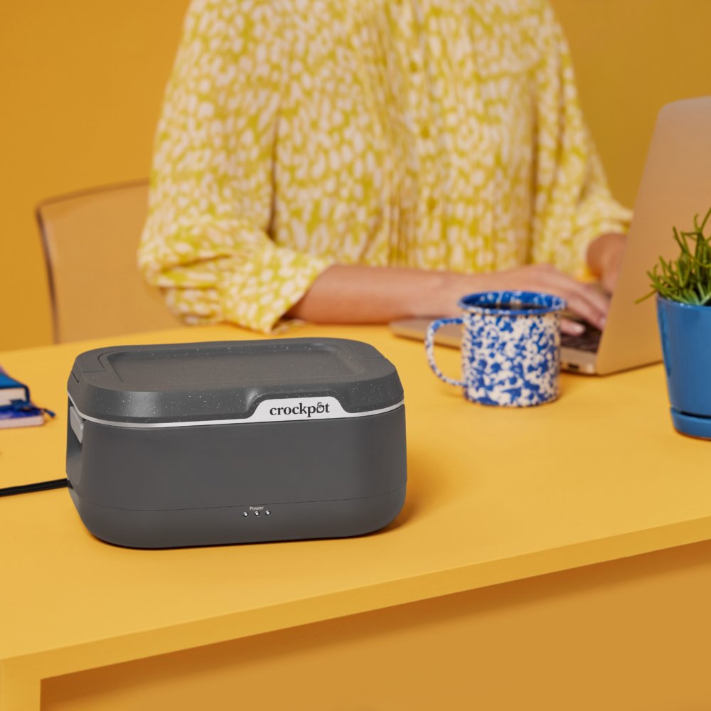 crock-pot-go-portable-food-warmer-electric-lunch-box-with-detachable-cord-j3 DC-39029-Crockpot_CPGO-ATF08-nogfx