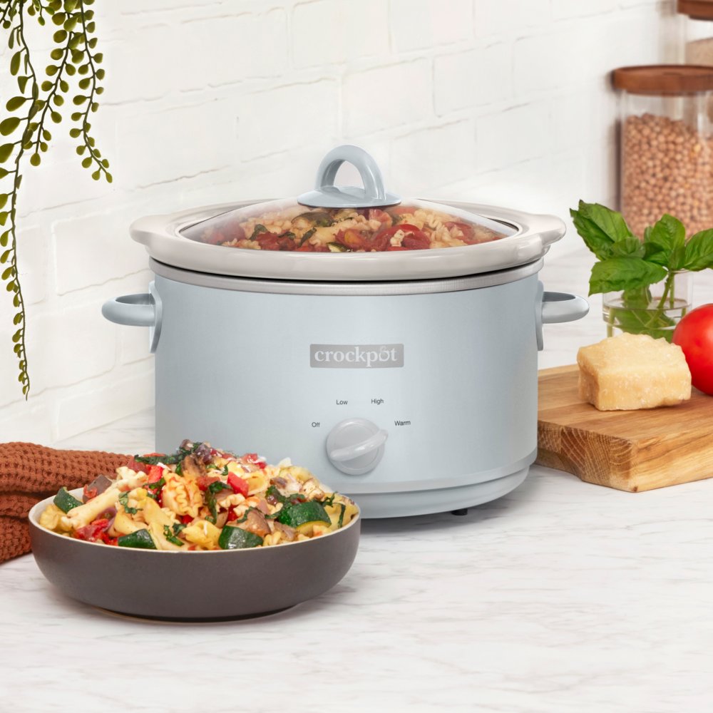crock-pot-manual-design-series-4-5-quart-slow-cooker-macaroon-blue-i6 DC-39109-Crockpot_2022FallDesigns-Macaron-ATF04-nogfx